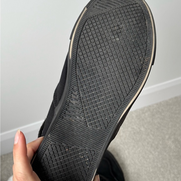 Black shoes - Picture 4 of 7